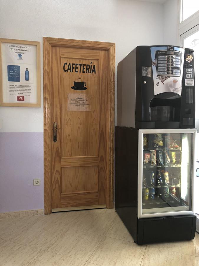 Hostal 82 Olias del Rey Luaran gambar
